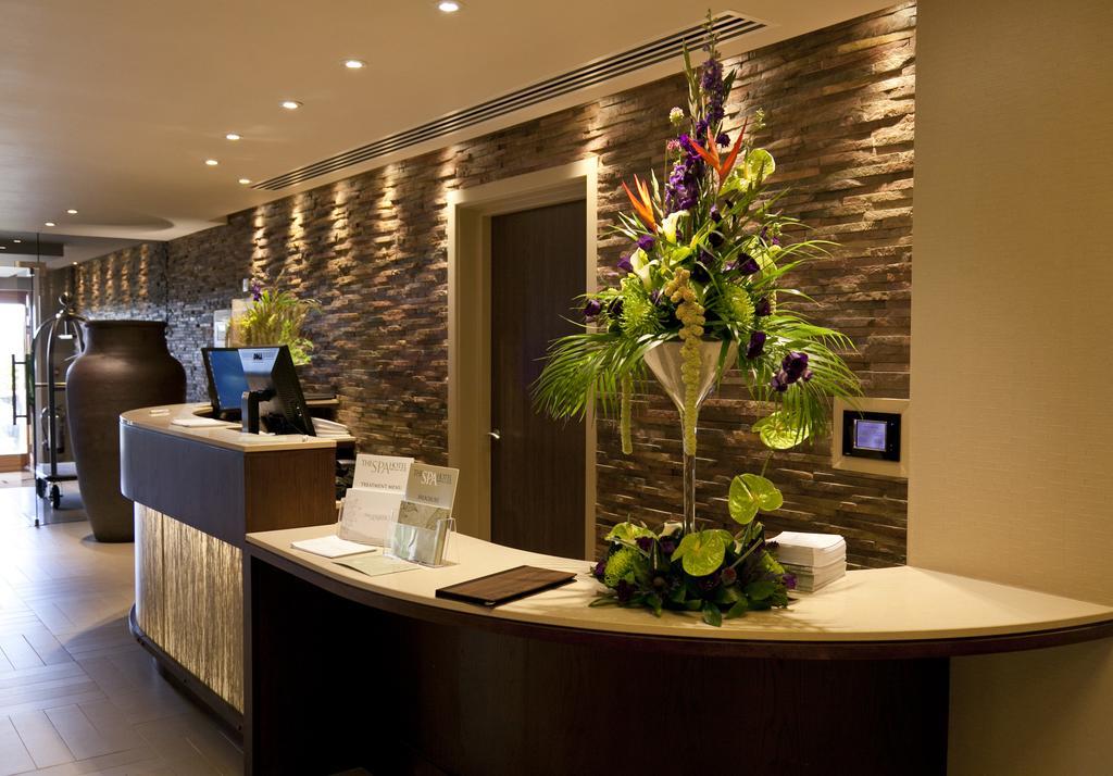 Spa Hotel At Ribby Hall Village Wrea Green Esterno foto