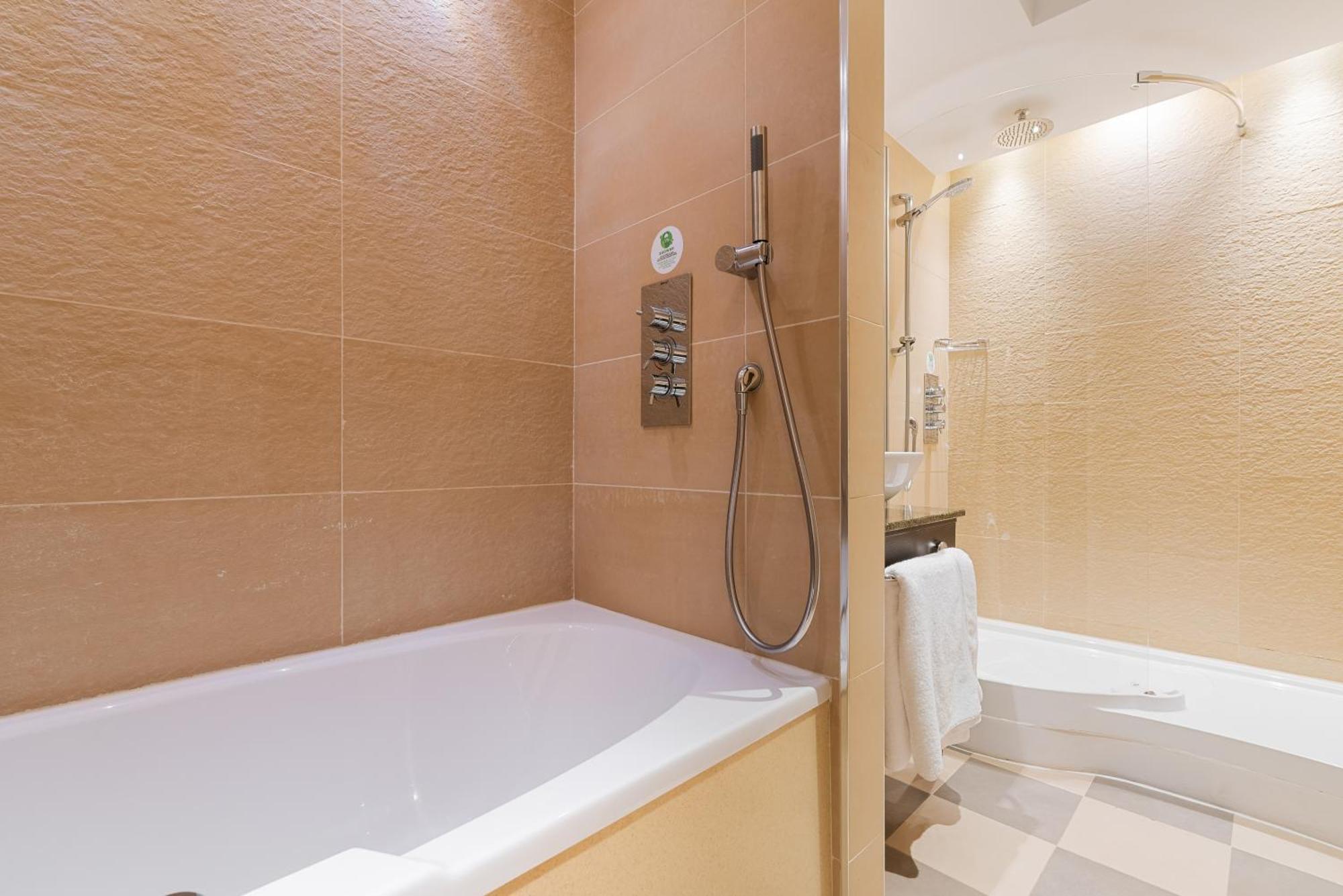 Spa Hotel At Ribby Hall Village Wrea Green Esterno foto